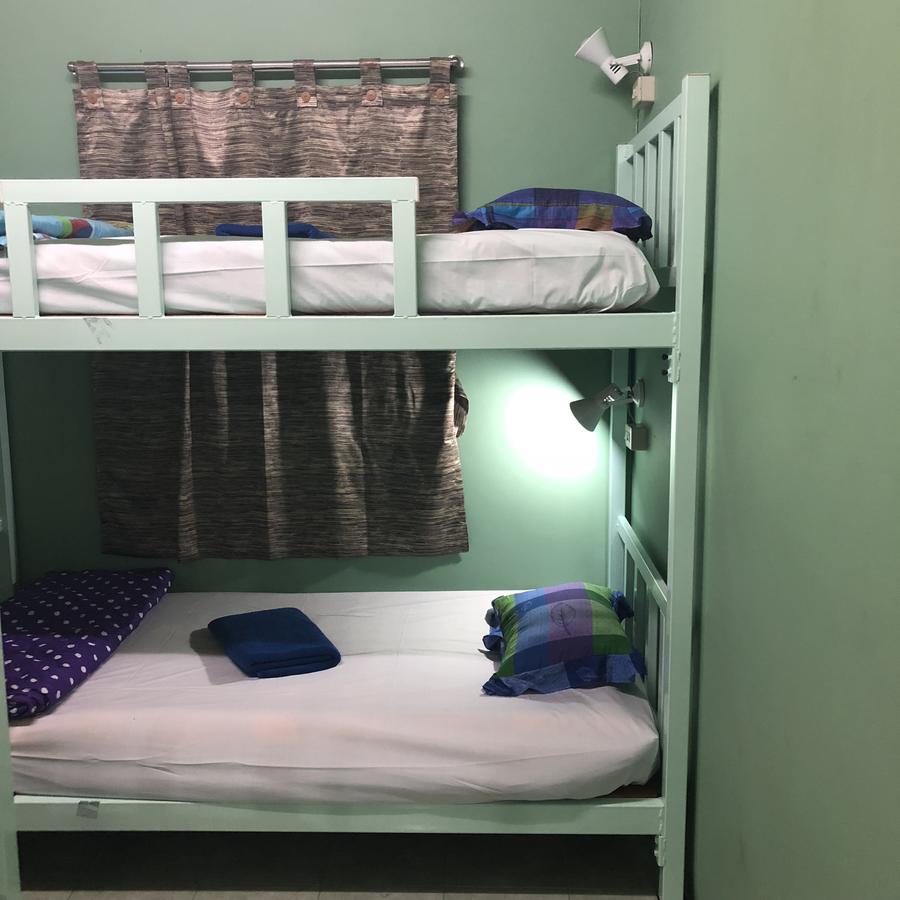 5 Minute Hostel Бангкок Экстерьер фото
